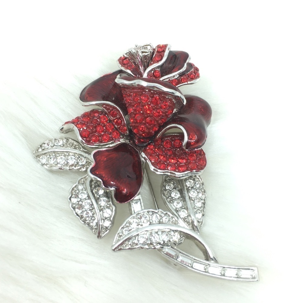 Vintage Nolan Miller Rhinestone Enamel Red Rose Brooch Pin Silver Tone Romantic - Picture 8 of 11
